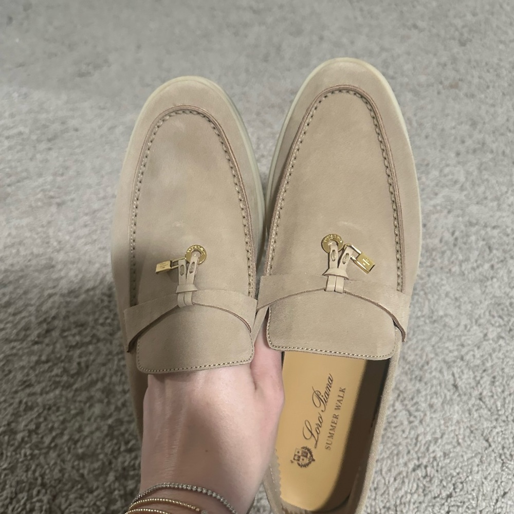 Loro piana summer walk size 40